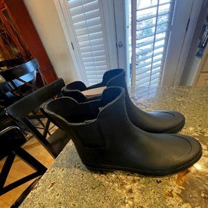 Short Shaft Lug Sole Rain Boot